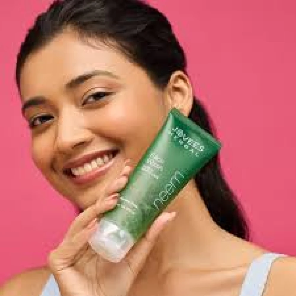 Jovees Herbal Tea Tree Face Wash 120ml